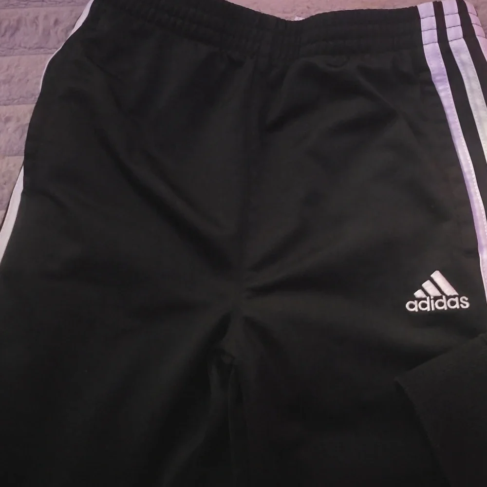 Adidas Kids Black Tracksuit Set Like New - Picture 3 of 8